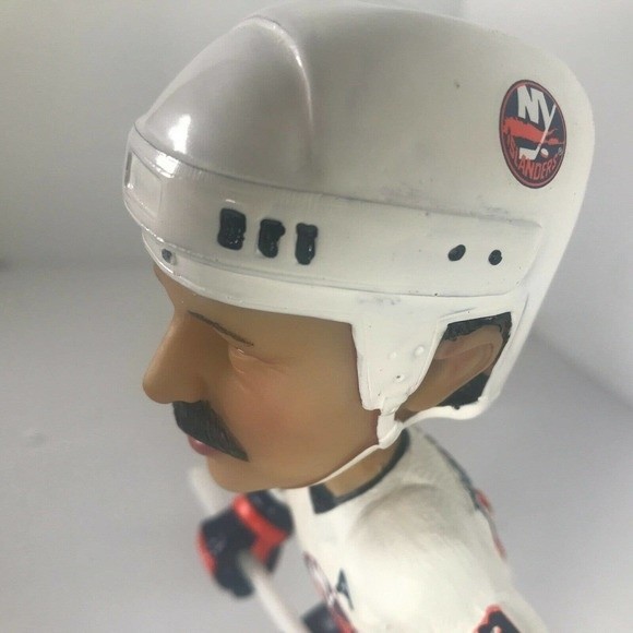 New York Islanders Bobblehead bobble head Bryan Trottier BORO RECYCLING 2009 - Picture 8 of 12